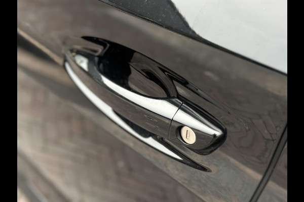 Peugeot e-208 EV GT Pack 50 kWh Panoramadak Stoelverw. Carplay Alcantara Keyless