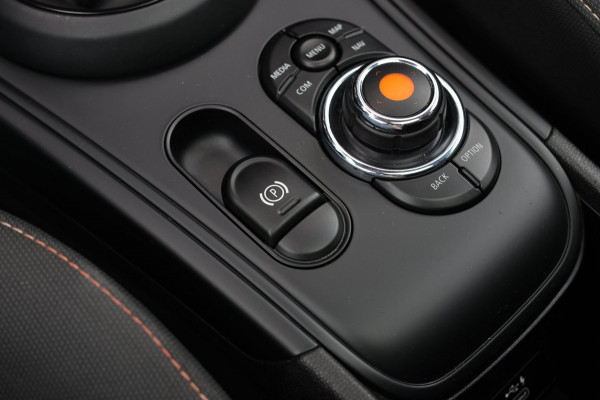 MINI Countryman 1.5 Cooper *Pano*Led*Comforttoegang*Cruise control*