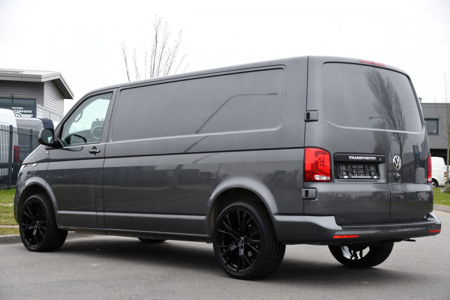 Volkswagen Transporter 2.0 TDI L2H1 30 PB Edition Camera, Cruise, Carplay, 150pk, Automaat, Multimedia, Airco, sensoren, Uniek!