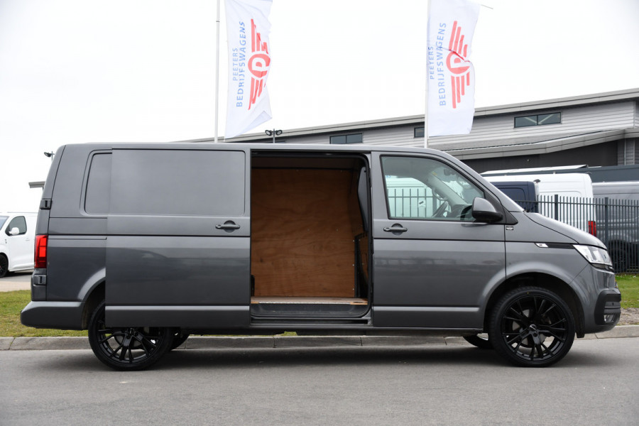 Volkswagen Transporter 2.0 TDI L2H1 30 PB Edition Camera, Cruise, Carplay, 150pk, Automaat, Multimedia, Airco, sensoren, Uniek!