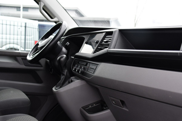 Volkswagen Transporter 2.0 TDI L2H1 30 PB Edition Camera, Cruise, Carplay, 150pk, Automaat, Multimedia, Airco, sensoren, Uniek!