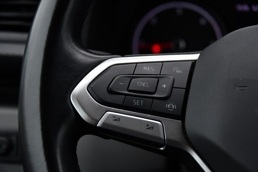 Volkswagen Transporter 2.0 TDI L2H1 30 PB Edition Camera, Cruise, Carplay, 150pk, Automaat, Multimedia, Airco, sensoren, Uniek!