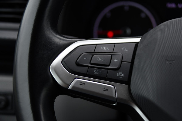 Volkswagen Transporter 2.0 TDI L2H1 30 PB Edition Camera, Cruise, Carplay, 150pk, Automaat, Multimedia, Airco, sensoren, Uniek!