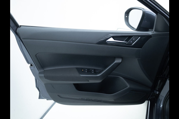 Volkswagen Taigo 1.0 TSI Business Comfort Edition | Stoelverwarming | PDC V+A | Airco | Led | DAB | Apple Carplay, Android auto, All season banden