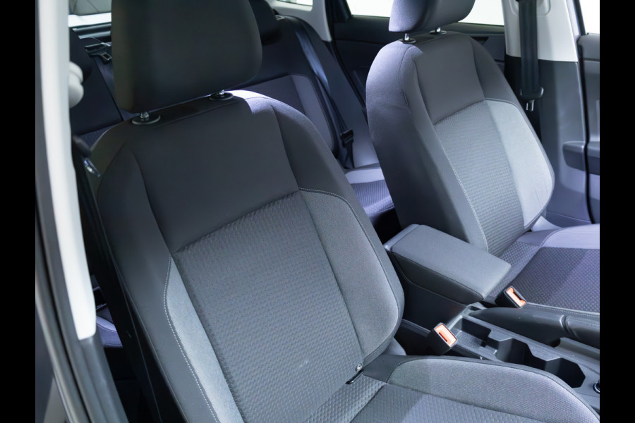 Volkswagen Taigo 1.0 TSI Business Comfort Edition | Stoelverwarming | PDC V+A | Airco | Led | DAB | Apple Carplay, Android auto, All season banden