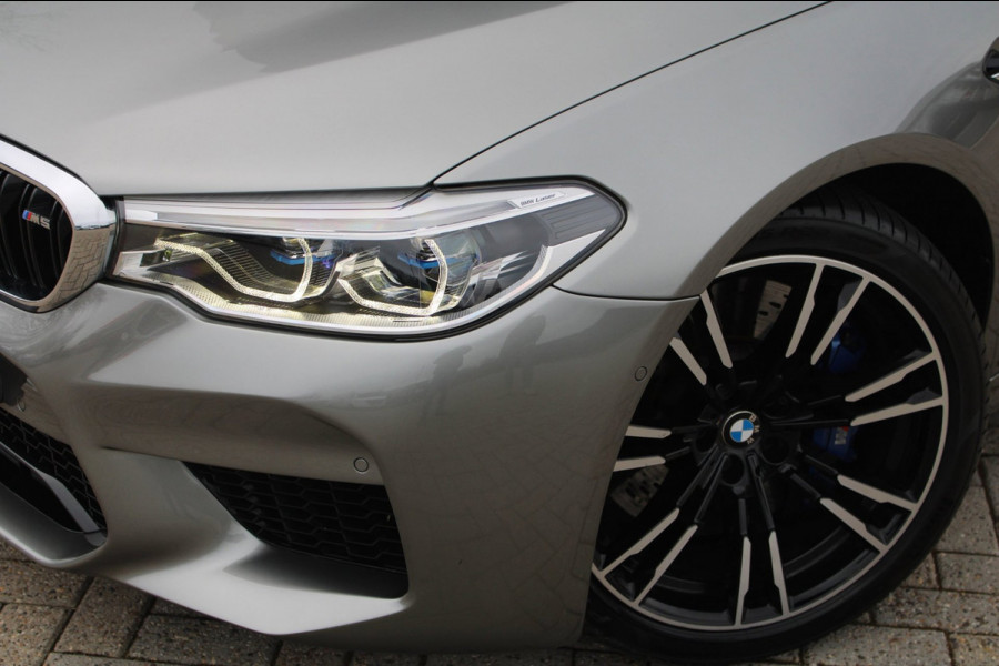BMW M5 4.4 V8 600pk | B&W | 360 | Carbon| ACC | HUD | Soft Close