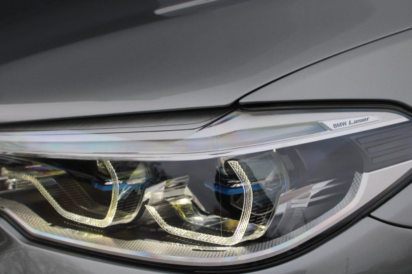 BMW M5 4.4 V8 600pk | B&W | 360 | Carbon| ACC | HUD | Soft Close