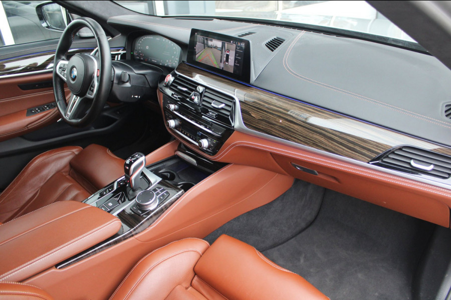 BMW M5 4.4 V8 600pk | B&W | 360 | Carbon| ACC | HUD | Soft Close