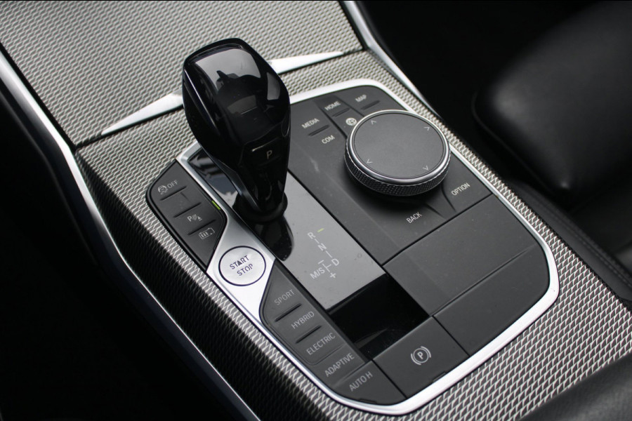 BMW 3-serie 330e xDrive M-Sport Shadow | Pano | Laser | Memory | HK | HUD