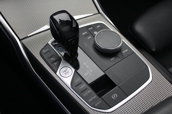 BMW 3-serie 330e xDrive M-Sport Shadow | Pano | Laser | Memory | HK | HUD