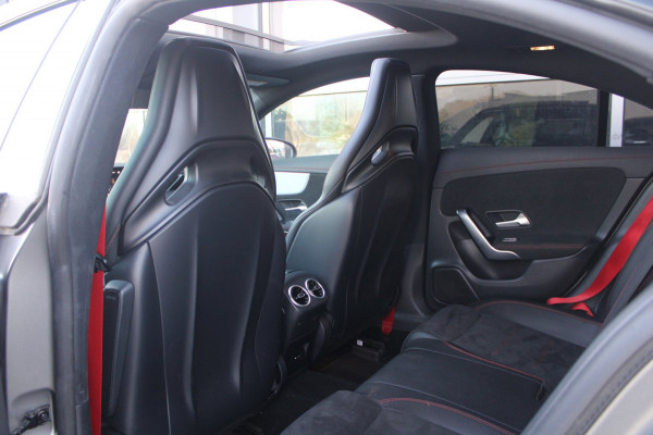 Mercedes-Benz CLA-Klasse AMG 45 S 421pk 4MATIC+ | Pano | Kuipstoelen | 360 | ACC | Memory