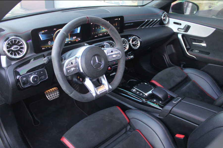Mercedes-Benz CLA-Klasse AMG 45 S 421pk 4MATIC+ | Pano | Kuipstoelen | 360 | ACC | Memory