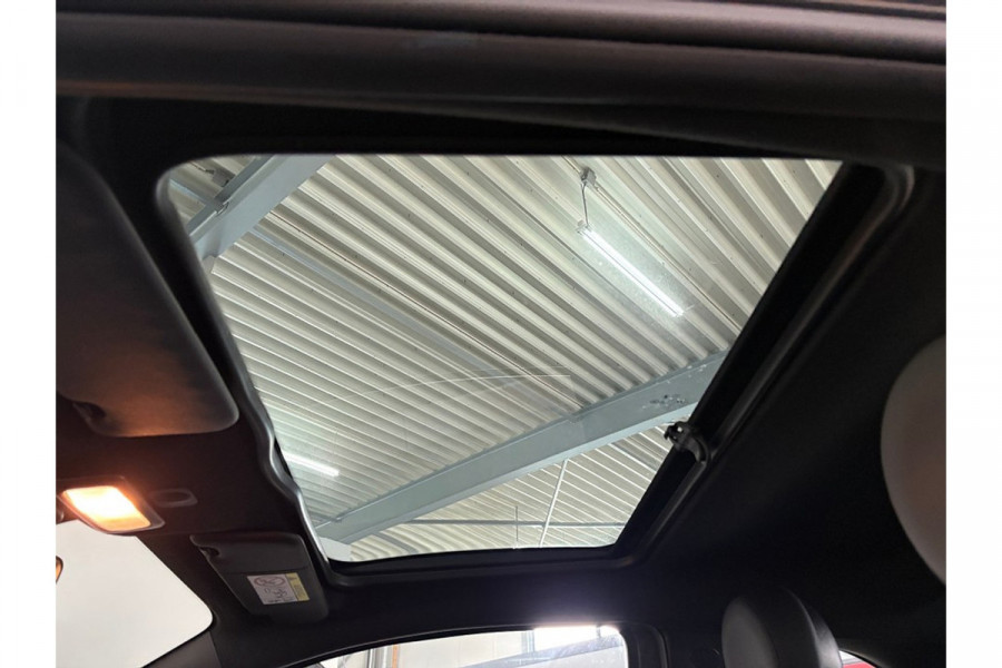 Fiat 500 1.0 Hybrid Sport - Navi Apple/Android - Climate - Parkeerhulp - Org.NL