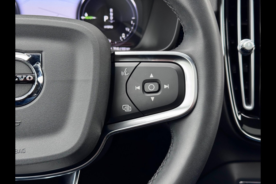 Volvo XC40 1.5 T5 Recharge R-Design Pano/Leer/Camera