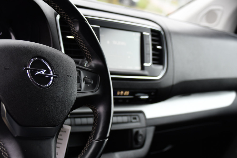 Opel Vivaro 2.0 CDTI L3H1 DC Black Edition Camera, Cruise, Carplay, Stoelverwarming, 2 x Schuifdeur, Sensoren, Clima, Trekhaak, multimedia, Uniek!
