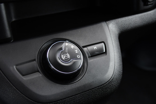 Opel Vivaro 2.0 CDTI L3H1 DC Black Edition Camera, Cruise, Carplay, Stoelverwarming, 2 x Schuifdeur, Sensoren, Clima, Trekhaak, multimedia, Uniek!