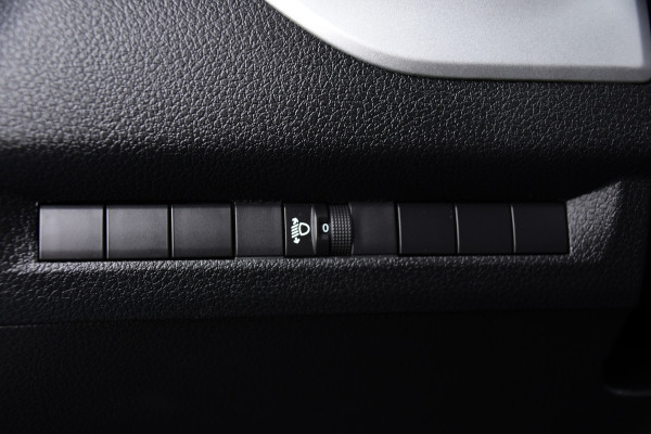 Opel Vivaro 2.0 CDTI L3H1 DC Black Edition Camera, Cruise, Carplay, Stoelverwarming, 2 x Schuifdeur, Sensoren, Clima, Trekhaak, multimedia, Uniek!