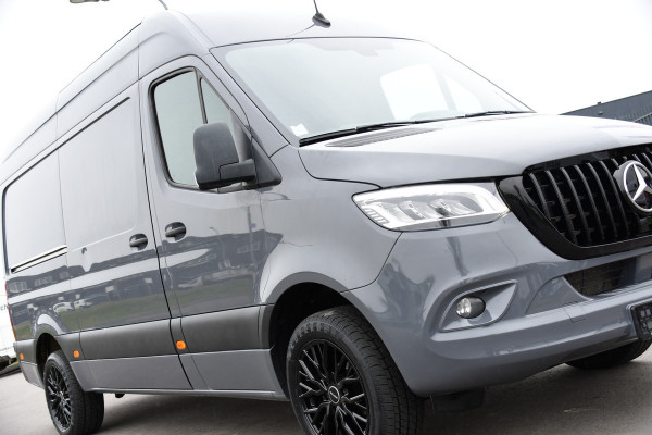 Mercedes-Benz Sprinter 317 1.9 CDI L2H2 RWD AMG Edition Camera, Cruise, Carplay, LED, Trekhaak, Automaat, Mbux, 170pk, Sensoren, Uniek!