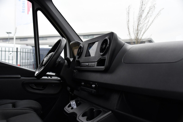 Mercedes-Benz Sprinter 316 2.2 CDI L2H2 Edition Camera, Cruise, Automaat, LED, Stoelverwarming, Standkachel, Carplay, 164pk, Trekhaak, Uniek!