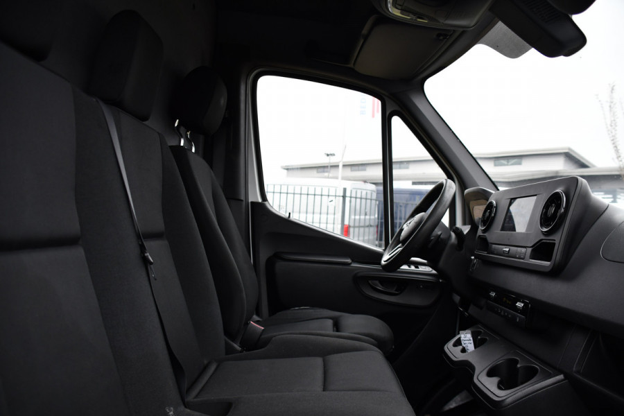 Mercedes-Benz Sprinter 316 2.2 CDI L2H2 Edition Camera, Cruise, Automaat, LED, Stoelverwarming, Standkachel, Carplay, 164pk, Trekhaak, Uniek!