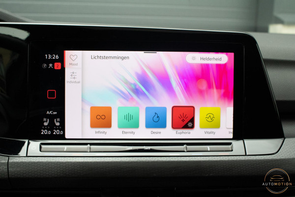 Volkswagen Golf 2.0 TSI GTI Pano Memory IQ Lights Harman Kardon