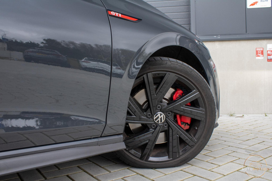 Volkswagen Golf 2.0 TSI GTI Pano Memory IQ Lights Harman Kardon