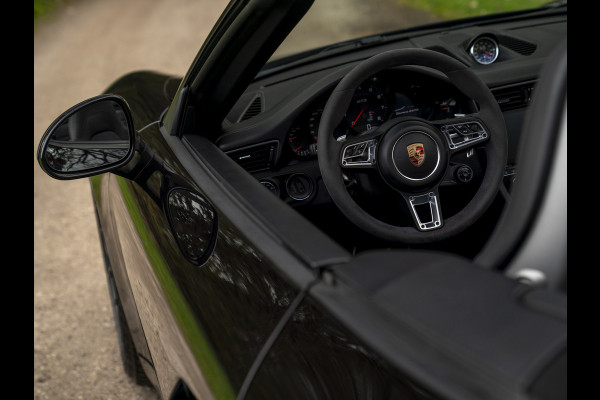 Porsche 911 Cabrio 991-2 Carrera 4 GTS | Bose | Sport Chrono | NL-auto | SportDesign