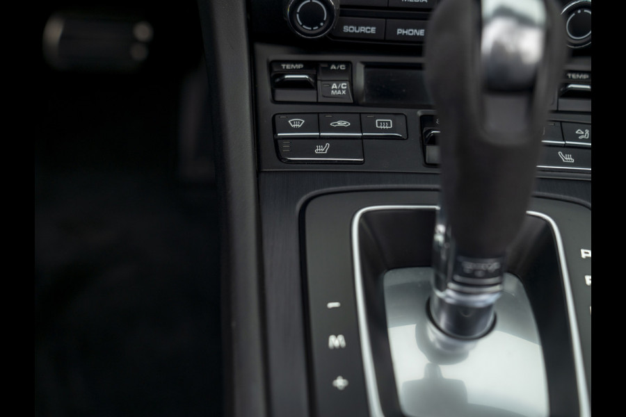 Porsche 911 Cabrio 991-2 Carrera 4 GTS | Bose | Sport Chrono | NL-auto | SportDesign