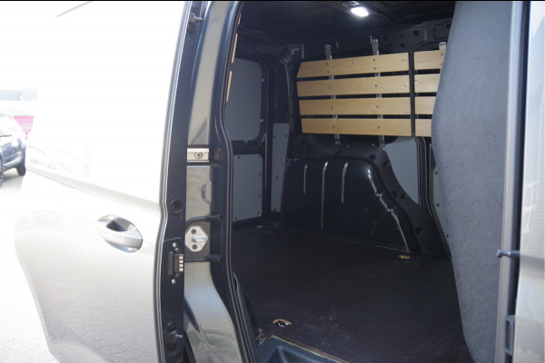 Volkswagen Caddy Cargo 2.0 TDI 122PK AUT. LED, TREKHAAK, DIGITAL COCKPIT, CAMERA, NAVI, CRUISE, AIRCO, PARKEERSENSOREN, NL AUTO, NAP