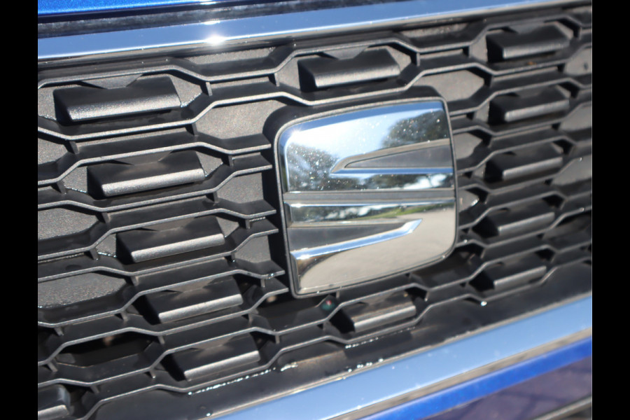 Seat Arona 1.0 TSI Style Business Navi / Camera / Climate / Adap Cruise / Carplay /