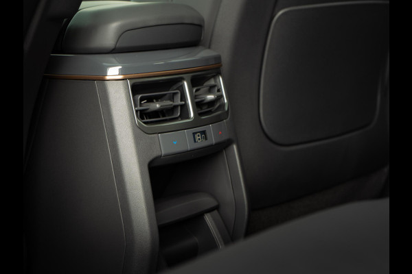 Kia EV5 Plus Advanced 81.4 kWh | OP VOORRAAD ! | Schuifkanteldak | Navigatie | Stoelverwarming |