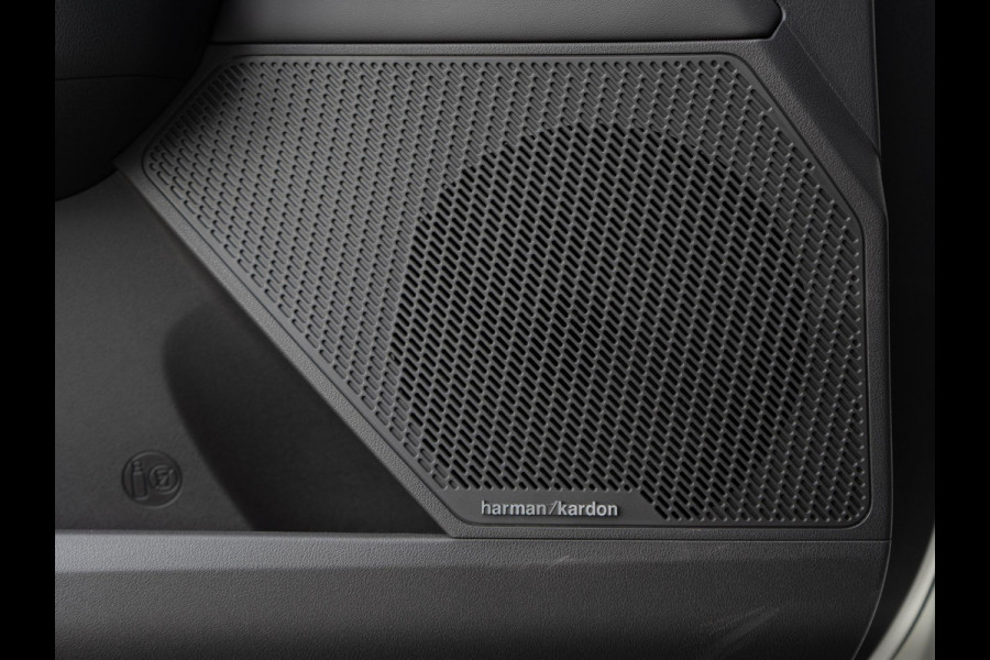 Kia EV5 Plus Advanced 81.4 kWh | OP VOORRAAD ! | Schuifkanteldak | Navigatie | Stoelverwarming |