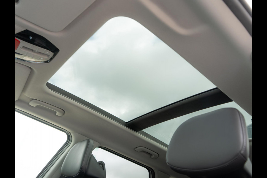 Kia EV5 Plus Advanced 81.4 kWh | OP VOORRAAD ! | Schuifkanteldak | Navigatie | Stoelverwarming |