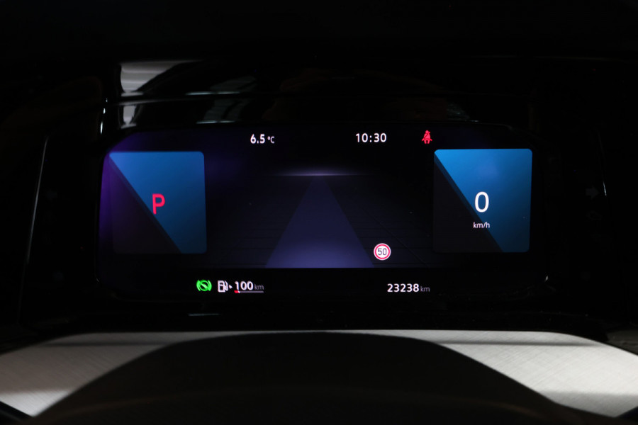 Volkswagen Golf R line 1.0 eTsi 23.000 km Full options Navi Carplay '24