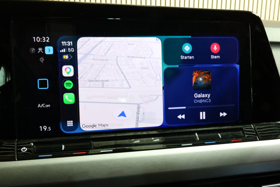 Volkswagen Golf R line 1.0 eTsi 23.000 km Full options Navi Carplay '24