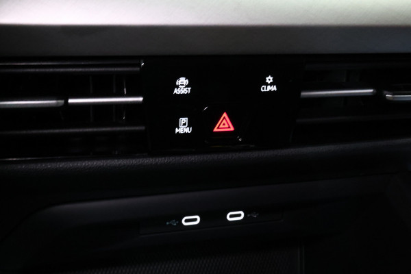 Volkswagen Golf R line 1.0 eTsi 23.000 km Full options Navi Carplay '24