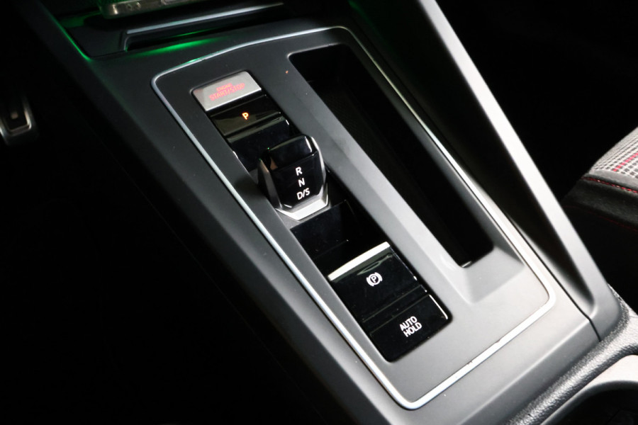 Volkswagen Golf 2.0 TSI GTI 19000 km FULL OPTIONS !! 2023