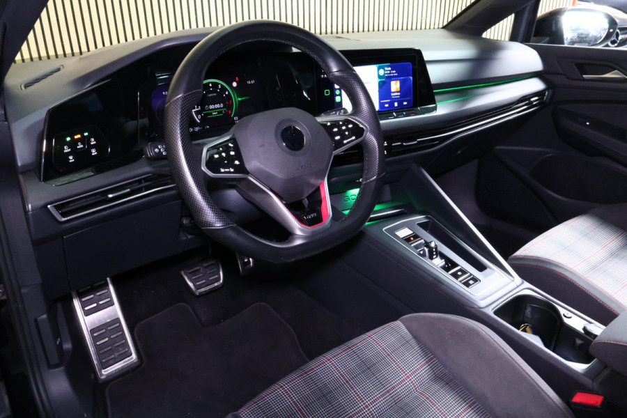 Volkswagen Golf 2.0 TSI GTI 19000 km FULL OPTIONS !! 2023