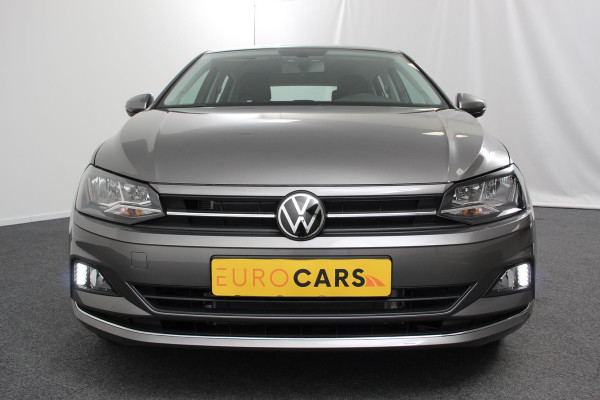 Volkswagen Polo 1.0 TSI DSG Highline Navigatie Apple Carplay / Android Auto Climate Control Cruise control Lichtmetalen Velgen