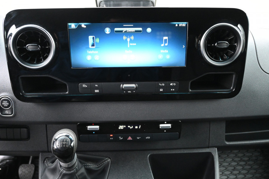 Mercedes-Benz Sprinter 317 CDI Pro L2 Open laadbak DC 3500 kg Trekhaak, MBUX met camera, Etc.