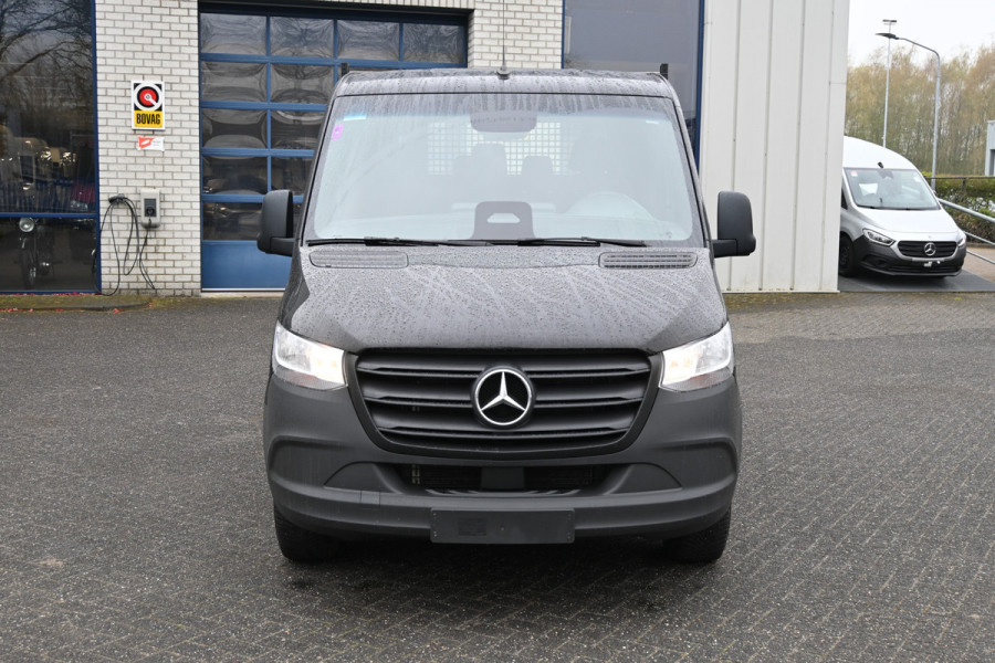 Mercedes-Benz Sprinter 317 CDI Pro DC Open laadbak L2 3500 kg Trekhaak, MBUX met camera, Etc.