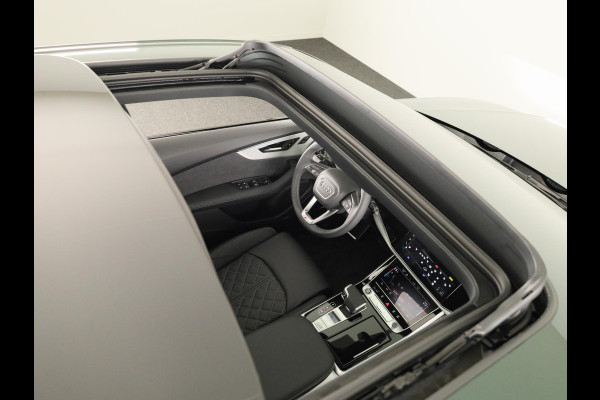 Audi Q8 Pro Line S 55 TFSI e 394 pk | Midnight emerald green | Glazen panoramadak | Bang & Olufsen Premium 3D | Sportstoelen plus voorin |