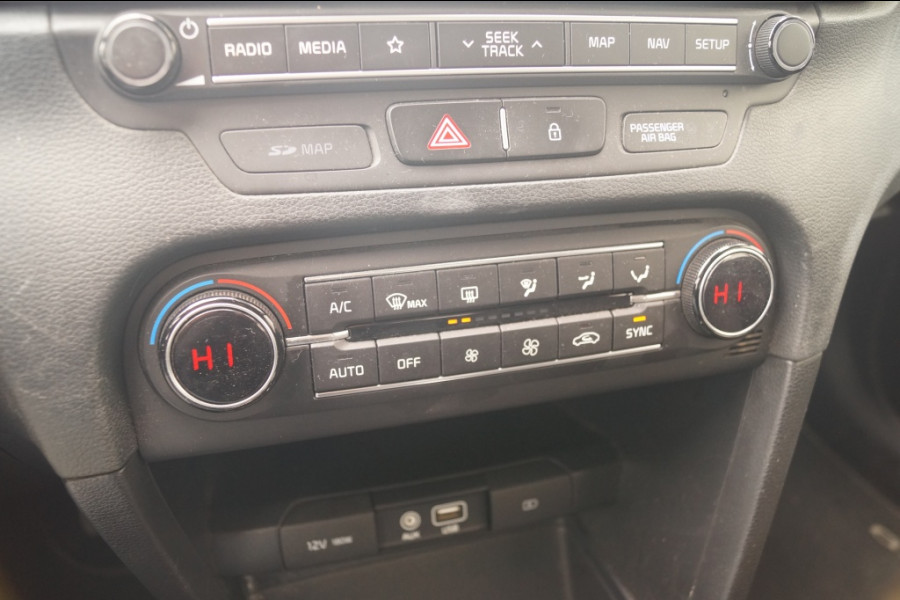 Kia Ceed SW 1.6 CRDi DynamicLine -NAVI-ECC-PDC-