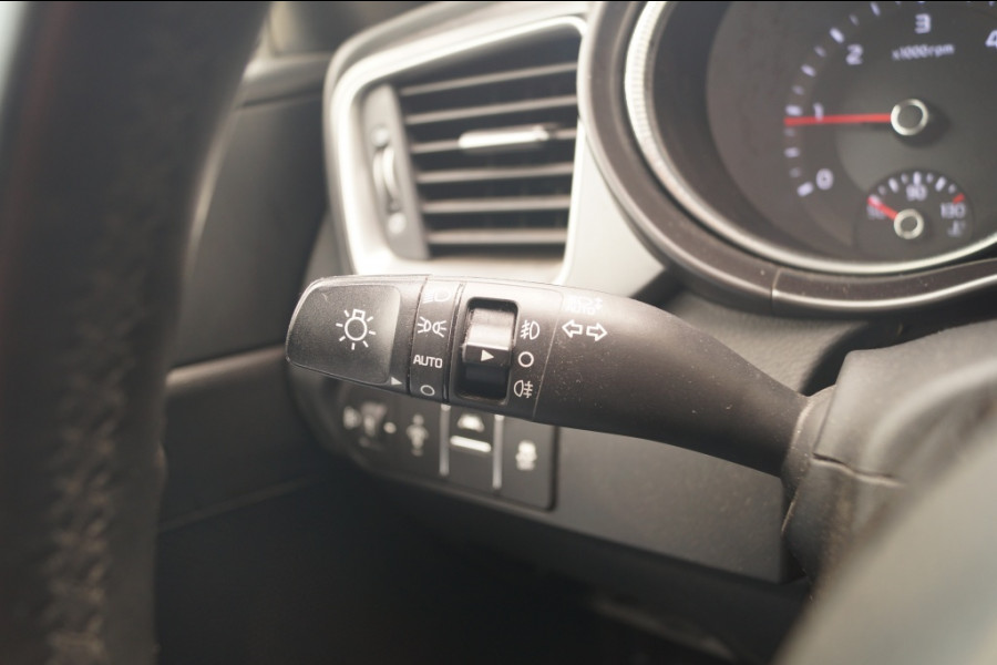 Kia Ceed SW 1.6 CRDi DynamicLine -NAVI-ECC-PDC-