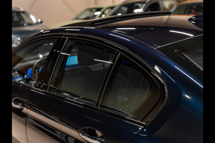 BMW 5 Serie M550i xDrive High Executive, Pano, ACC, 360 Cam, Hud, 21" Velgen, Voll Led, H&K, Ambiënte, Digi Dash, Voll Onderhoud