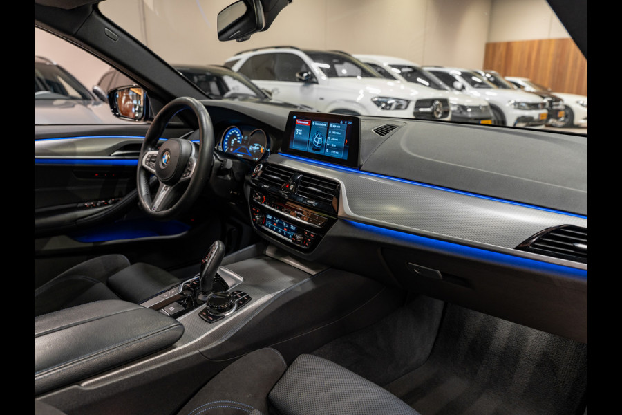 BMW 5 Serie M550i xDrive High Executive, Pano, ACC, 360 Cam, Hud, 21" Velgen, Voll Led, H&K, Ambiënte, Digi Dash, Voll Onderhoud