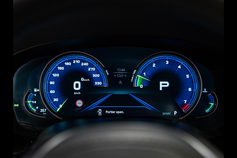 BMW 5 Serie M550i xDrive High Executive, Pano, ACC, 360 Cam, Hud, 21" Velgen, Voll Led, H&K, Ambiënte, Digi Dash, Voll Onderhoud