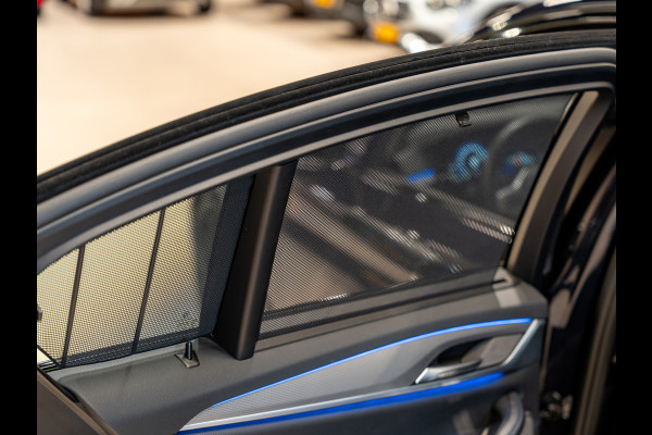 BMW 5 Serie M550i xDrive High Executive, Pano, ACC, 360 Cam, Hud, 21" Velgen, Voll Led, H&K, Ambiënte, Digi Dash, Voll Onderhoud