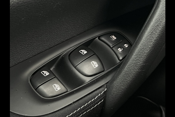 Nissan QASHQAI 1.3 DIG-T N-Connecta | Pano | LED | Winter Pack | 360 Camera