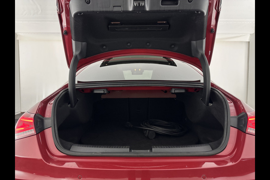 Mercedes-Benz CLA-Klasse 250 e AMG Limited Business Solution (Plug-in) (INCL-BTW) Aut. *PANO | ADAPTIVE-CRUISE | LEATHER-MICORFIBRE | MULTIBEAM-LED | BLINDSPOT | WIDESCREEN-COCKPIT | AMBIENTLIGHT | CAMERA | M-BUX-NAVI | ECC | SHIFTPADDLES | PDC | CRUISE | DAB |